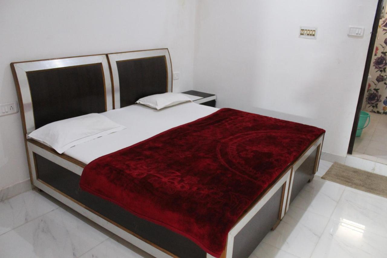 Sunset Backpackers Hostel Orchha Extérieur photo