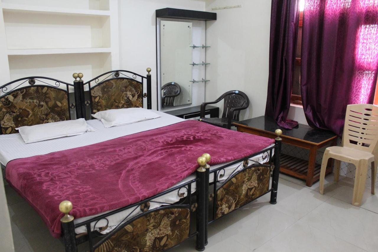 Sunset Backpackers Hostel Orchha Extérieur photo