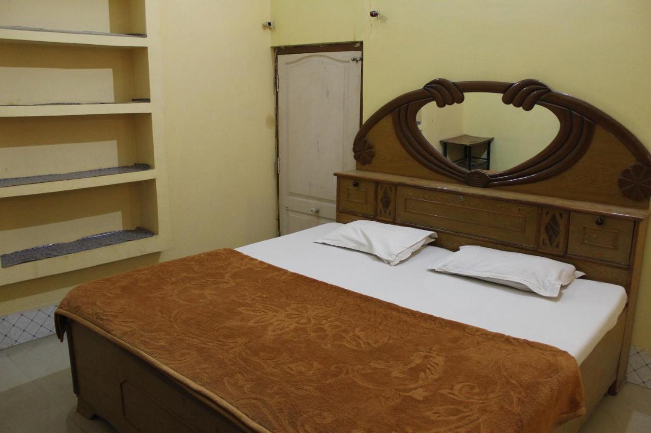 Sunset Backpackers Hostel Orchha Extérieur photo